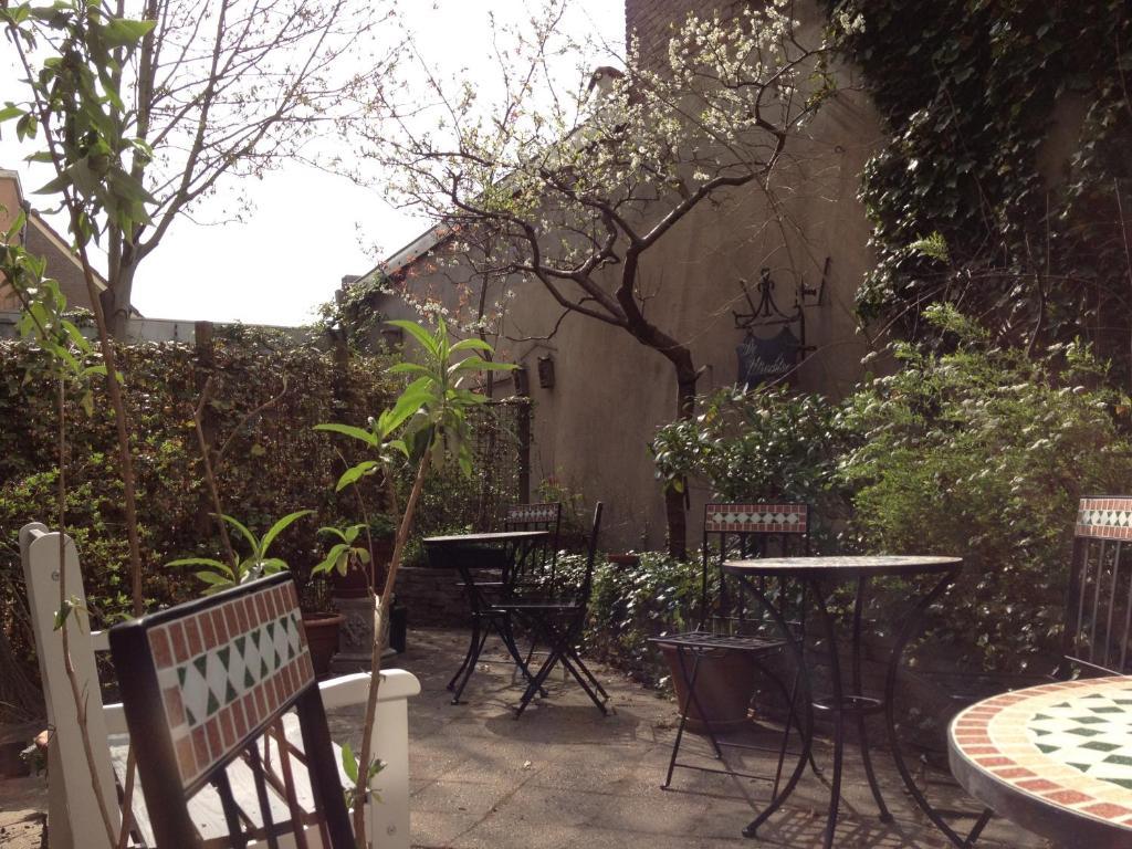 Guesthouse De Utrechtsche Dom เกาดา ภายนอก รูปภาพ